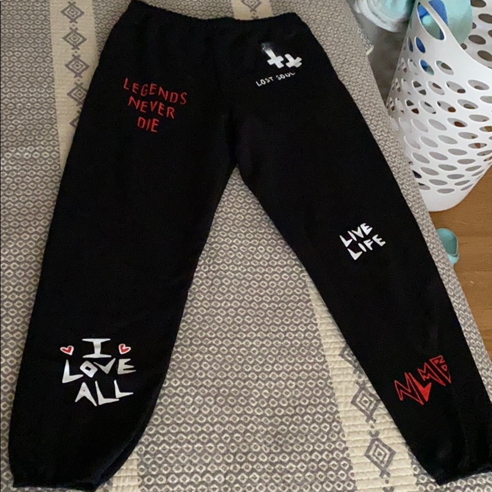 Juice wrld sweatpants
